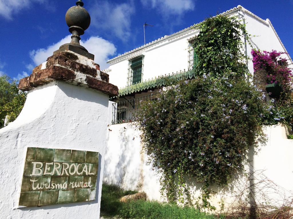 Cortijo El Berrocal Guest House Cazalla de la Sierra Eksteriør bilde